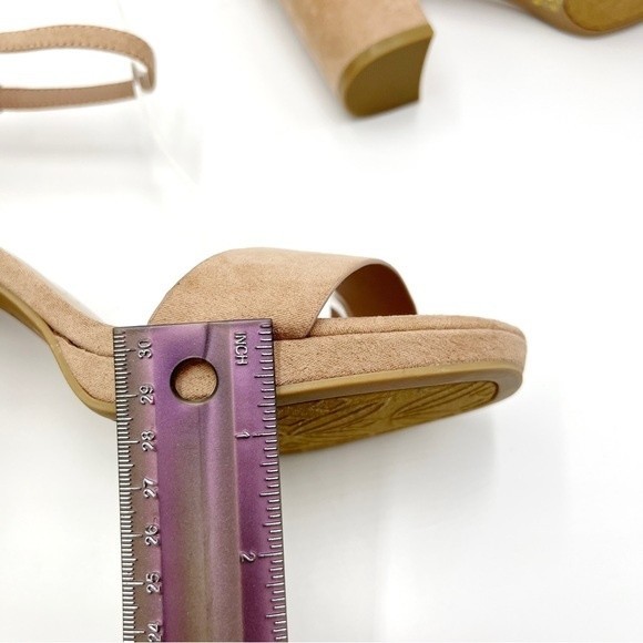 Chinese Laundry‎ Womens Dark Nude Faux Vegan Suede Block Heels Sandals Shoes 7.5 - Picture 13 of 15